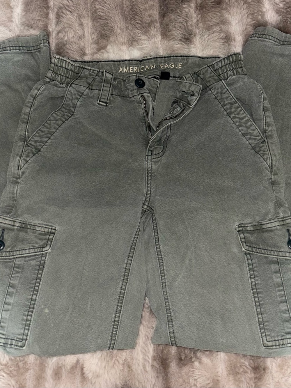 American Eagle straight leg cargo